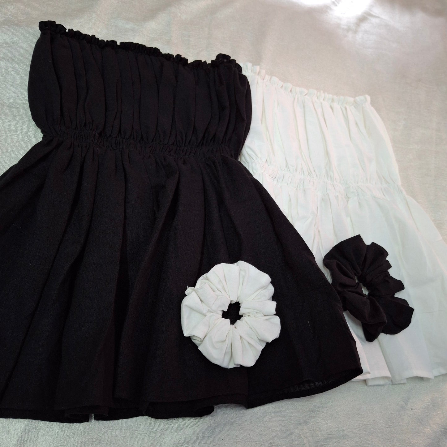 Rumi Black & White Tube Top