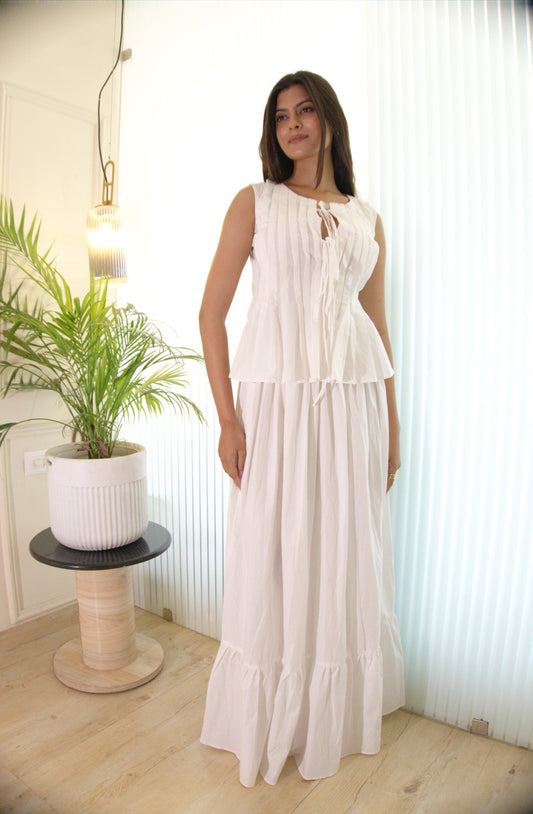 White Plates Cord Set